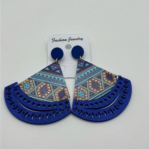 ✨5/$25✨ Geometric Blue Fan Earrings